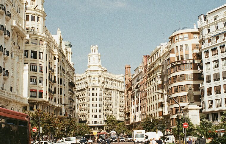 Deine Spanisch Sprachschule in Valencia, Spanien Deine Spanisch Sprachschule in Valencia, Spanien