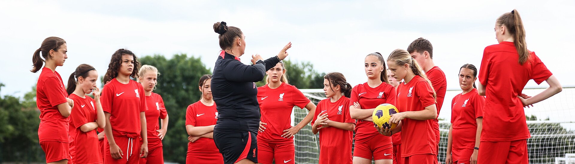 Liverpool FC Fußball und Englisch Camp, England