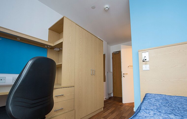 Schulresidenz Englisch + Aktivitäten inkl. Transfer, Edinburgh, Schottland Schulresidenz Englisch + Aktivitäten inkl. Transfer, Edinburgh, Schottland
